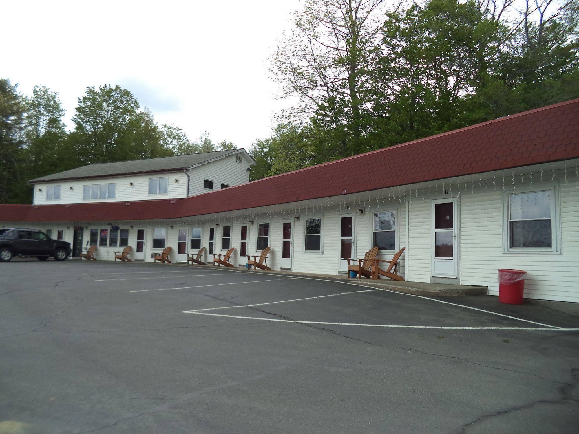 Mount Blue Motel Farmington Exterior photo